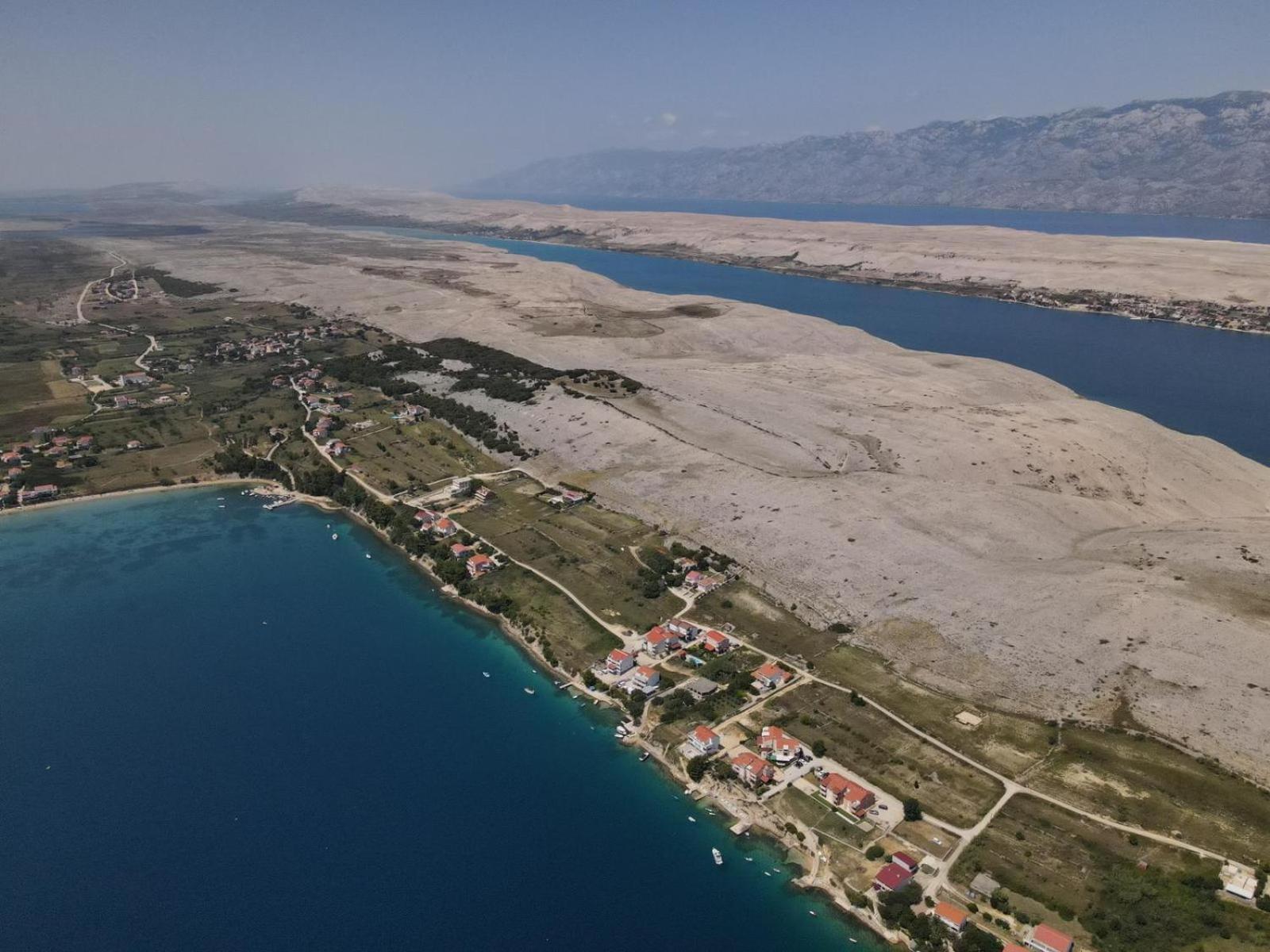 Apartments Horvat On Island Pag Vlašići Exteriör bild