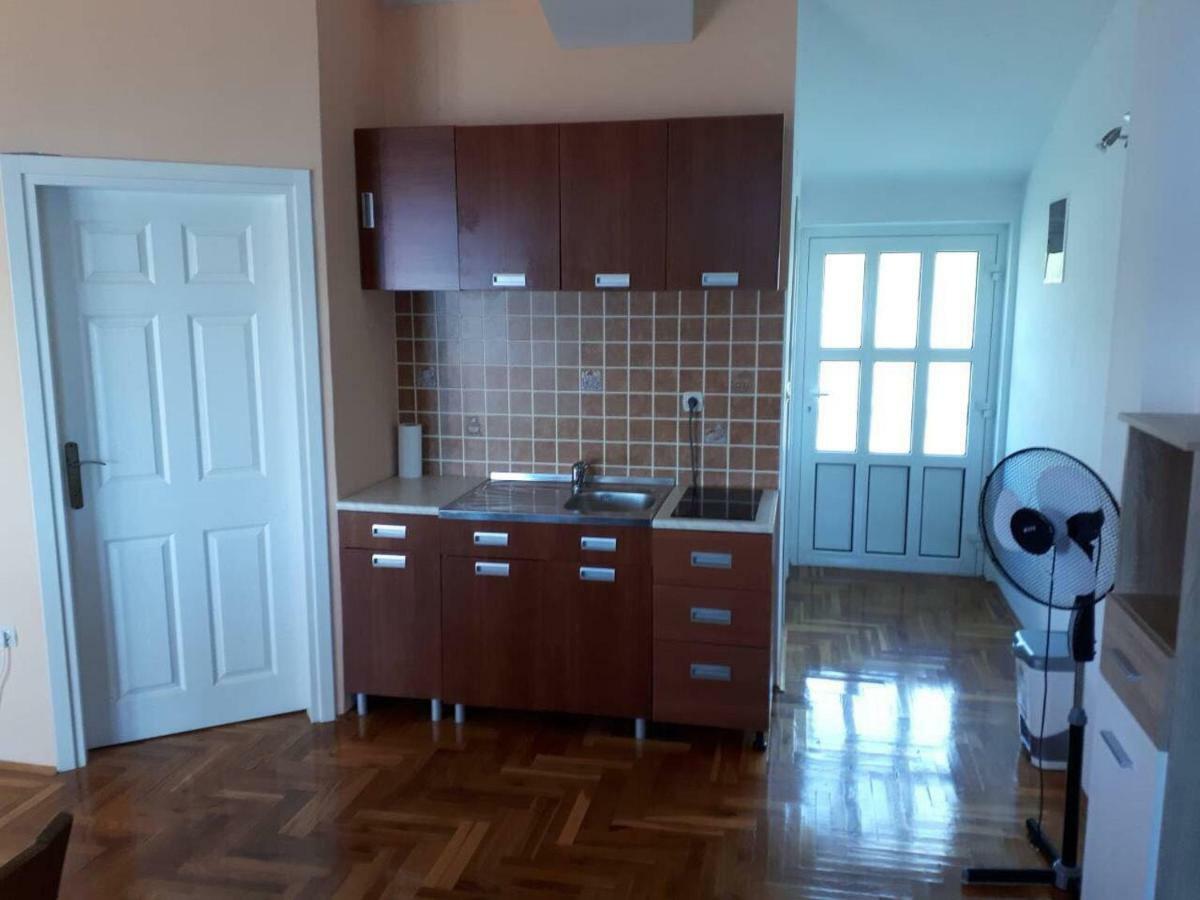 Apartments Horvat On Island Pag Vlašići Exteriör bild